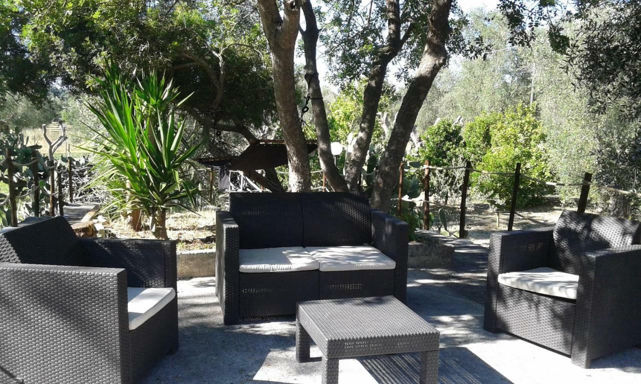 Casa Masseria Le Ville Пескичи Экстерьер фото