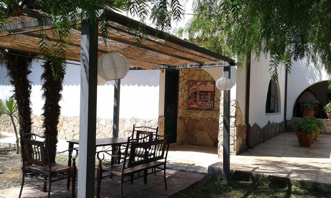 Casa Masseria Le Ville Пескичи Экстерьер фото