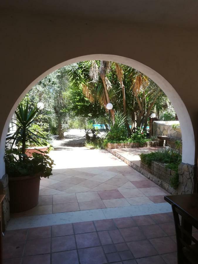 Casa Masseria Le Ville Пескичи Экстерьер фото